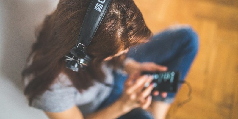 Escucha los libros más interesantes con Storytel