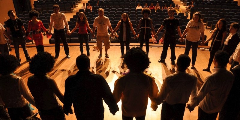 La Caixa Visibilizar el autismo con teatro social