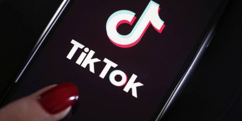 TikTok añade control parental