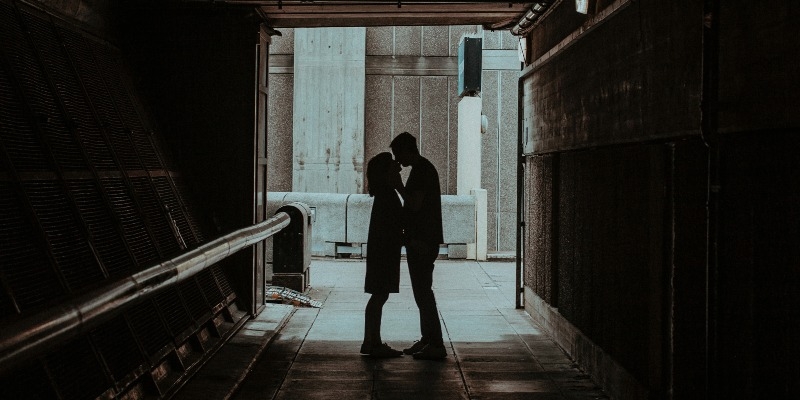 Tinder genera amor en el confinamiento